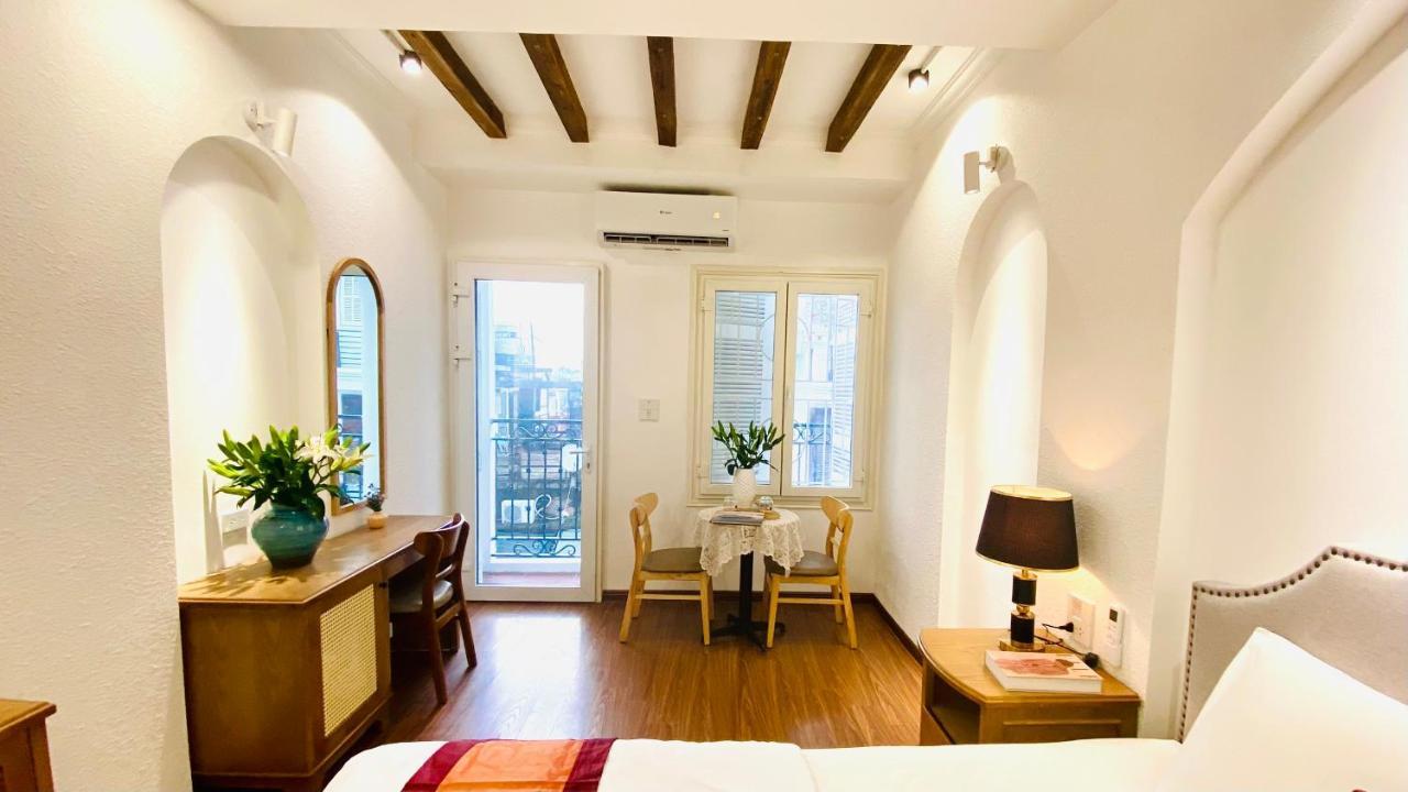 Aparthotel La Mandarina & Travel At 13 Hang Hanh Street *