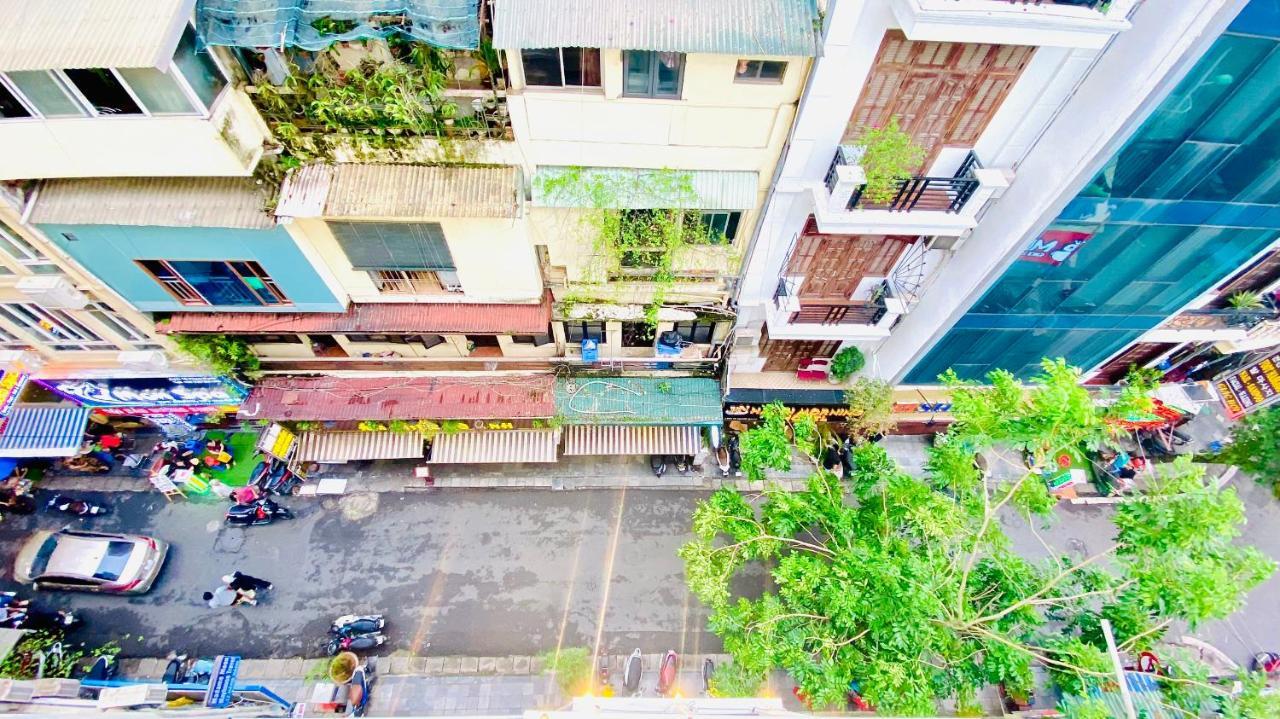 La Mandarina & Travel At 13 Hang Hanh Street * Hanoi