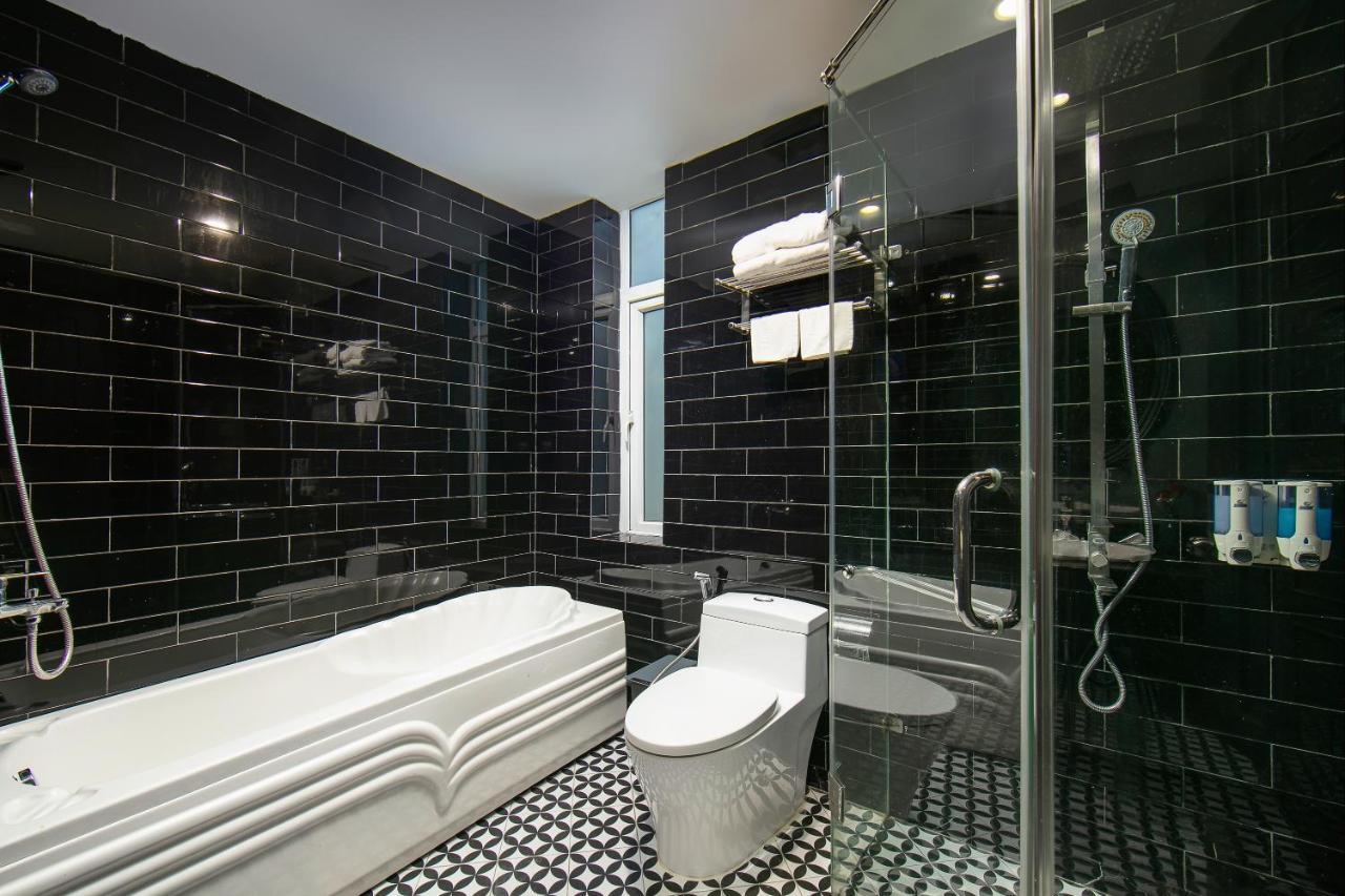 La Selva Premium Hotel Hanoi