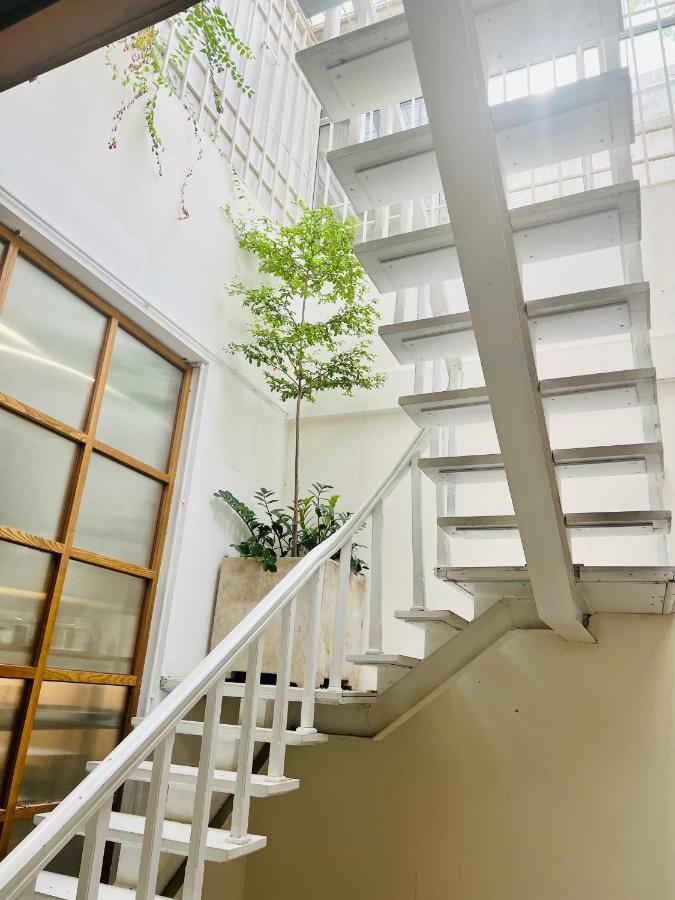 Terra - Big Balcony With Elevator - 150m To Hoan Kiem *