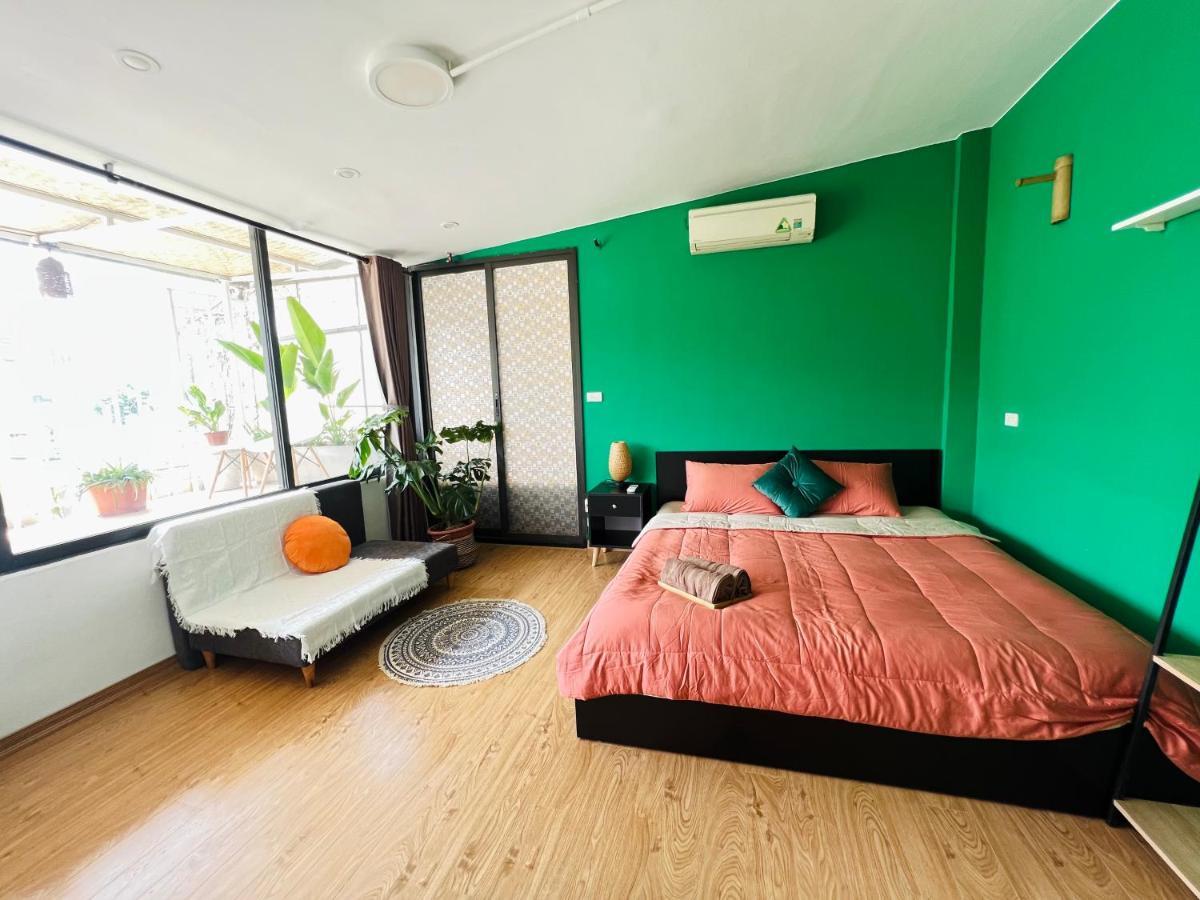 Terra - Big Balcony With Elevator - 150m To Hoan Kiem *