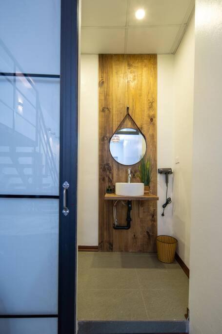 Apartamento Entireplace*2br/bathtub/supercenter*new* Hanói