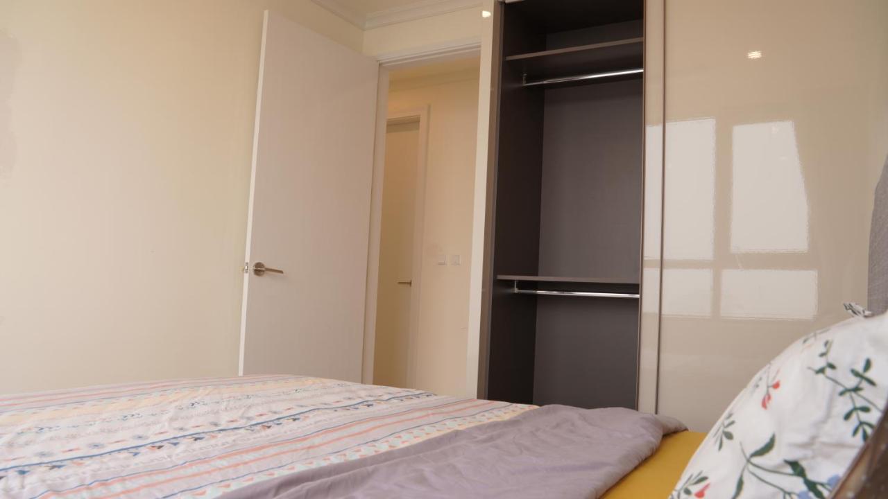 Apartment Luxury Bedrooms In Starlake Daewoo Ho Tay Hanoi