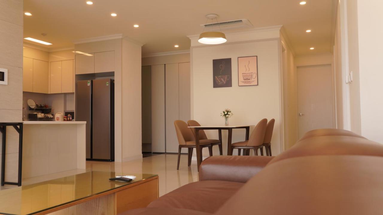 Luxury Bedrooms In Starlake Daewoo Ho Tay * Hanoi