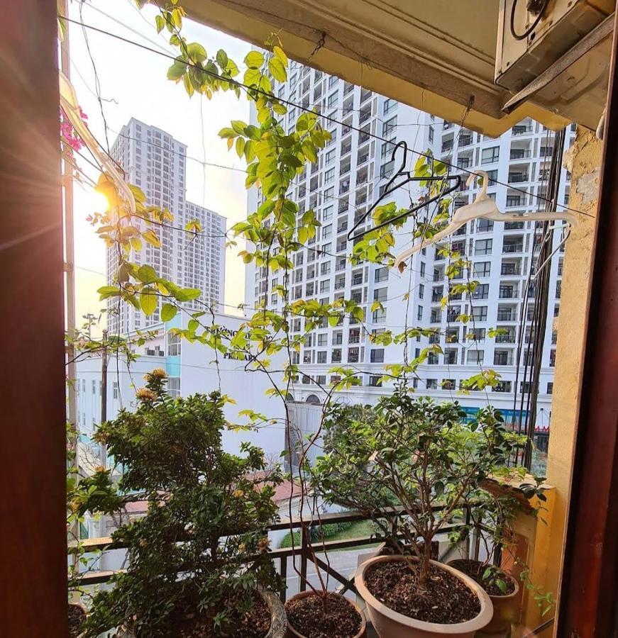 Nha Nghi Huong Thuy - Tttm Royal Hotel Hanoi