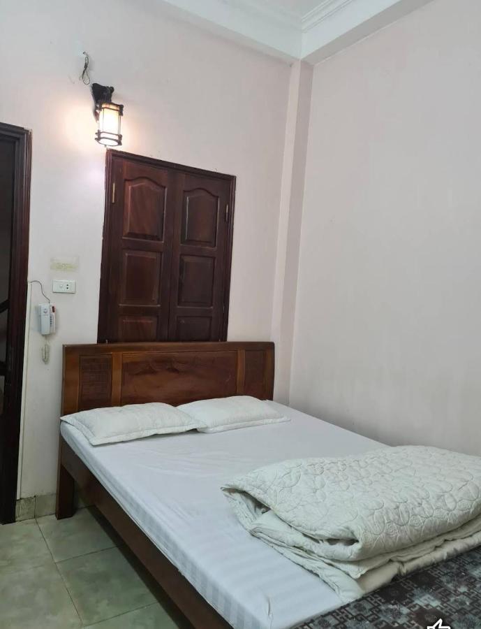 Hotel Nha Nghi Huong Thuy - Tttm Royal