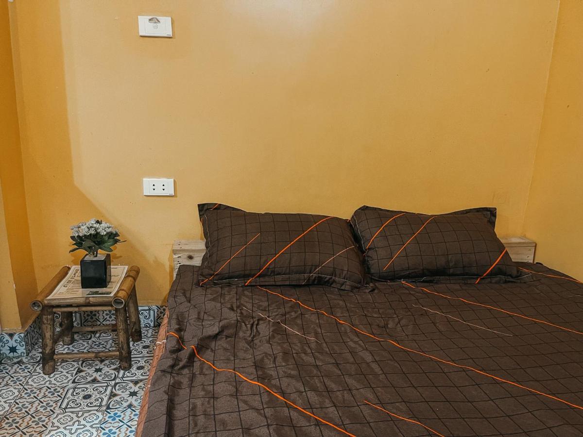 Large Window- Quiet- Old Quarter Apartment Hanoi