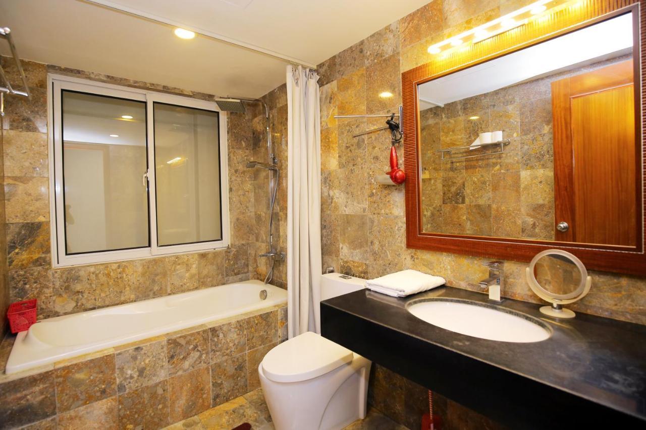Investland In Truc Bach & Serviced Apartment *