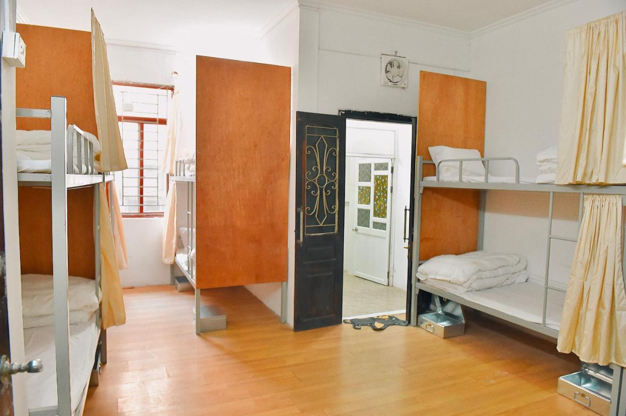 Feliz Hostel *
