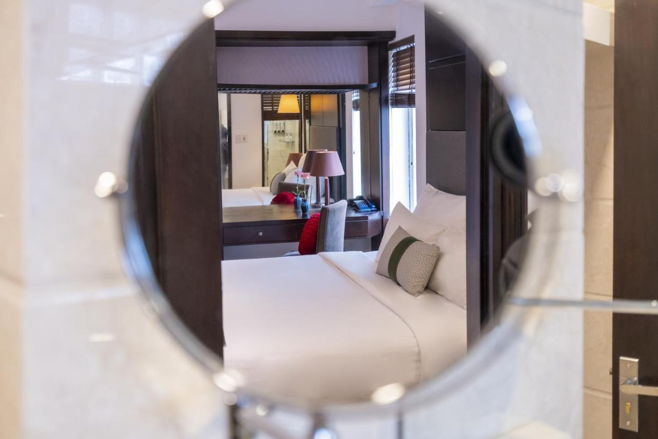 Center Silk Charming & Travel Hotel