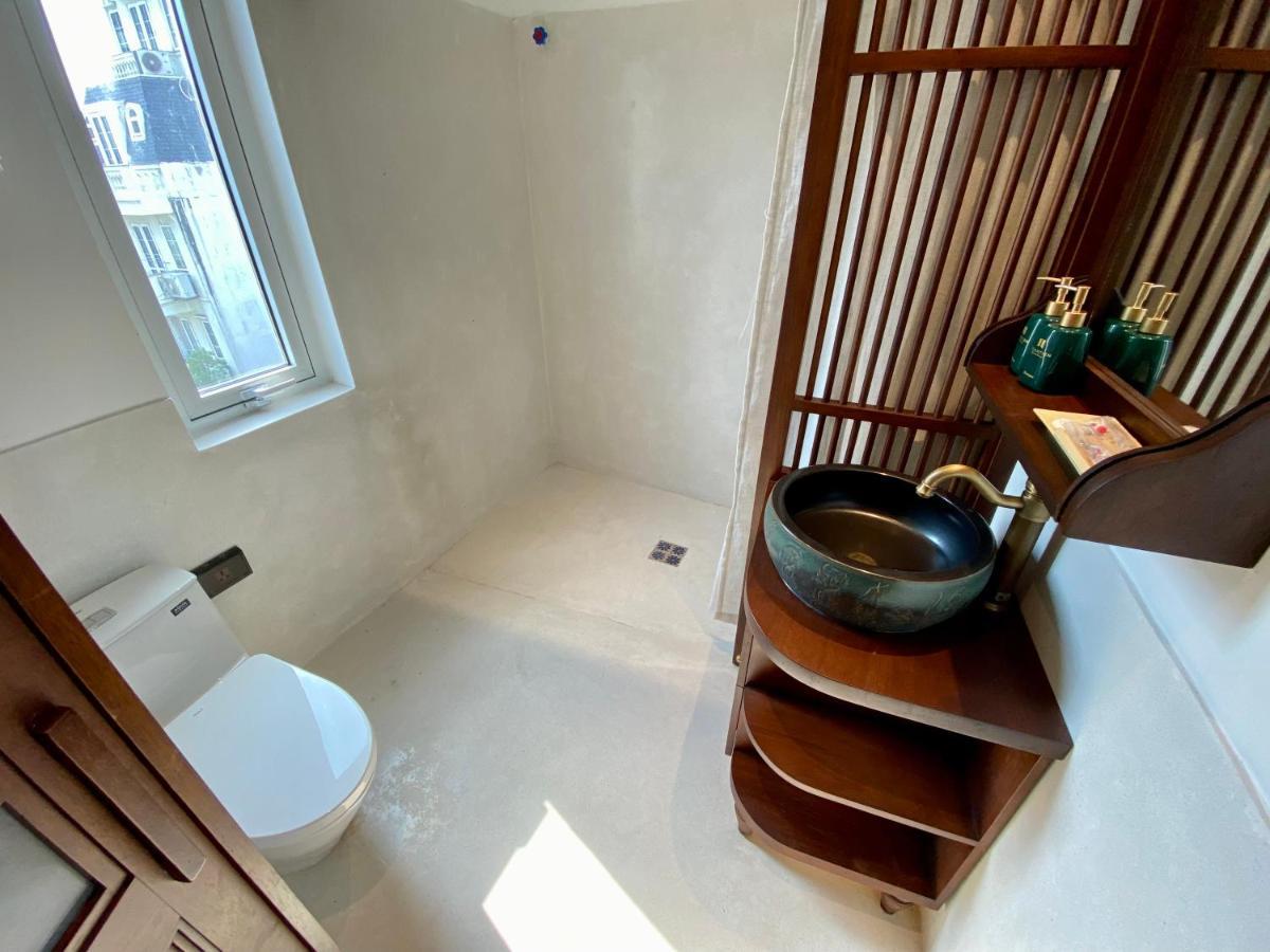 The Quarter Apartment *