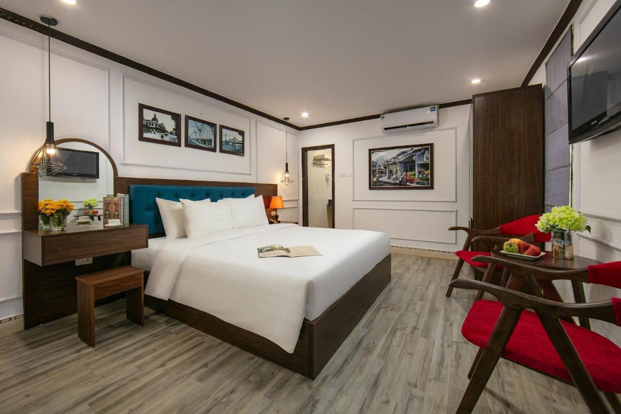 Hotel Silk Moment & 3*