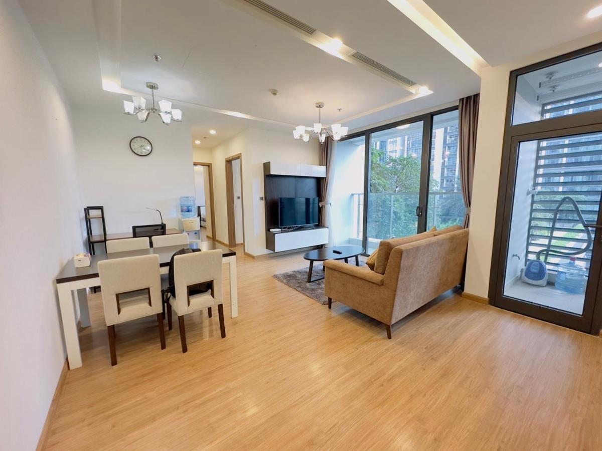 Apartment Vinhomes Metropolis *
