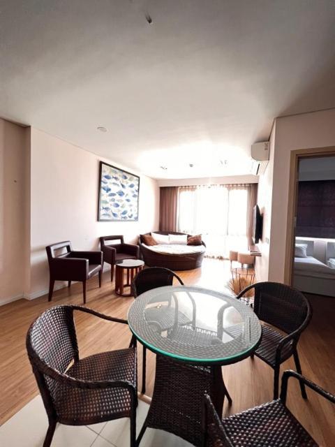 Apartment Mipec Riverside 3415