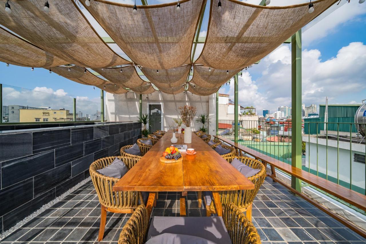 Key Rooftop Pool/best Location/40+pax/gym Hanoi