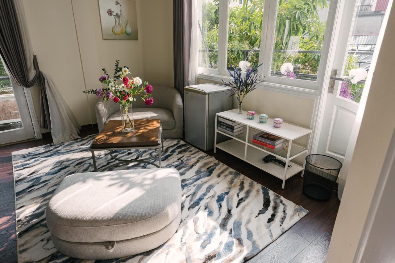 Apartment Delapong Homestay - 50m To Hoan Kiem Lake