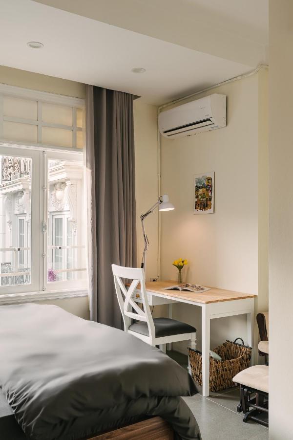 Delapong Homestay - 50m To Hoan Kiem Lake Hanoi