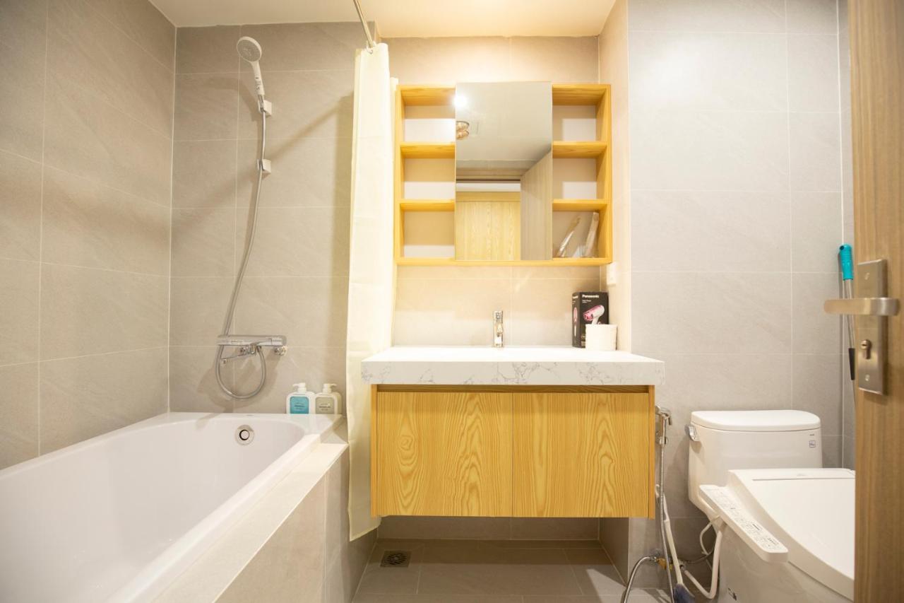 Sumitomo 14- - 50 Phan Ke Binh Street Hanoi
