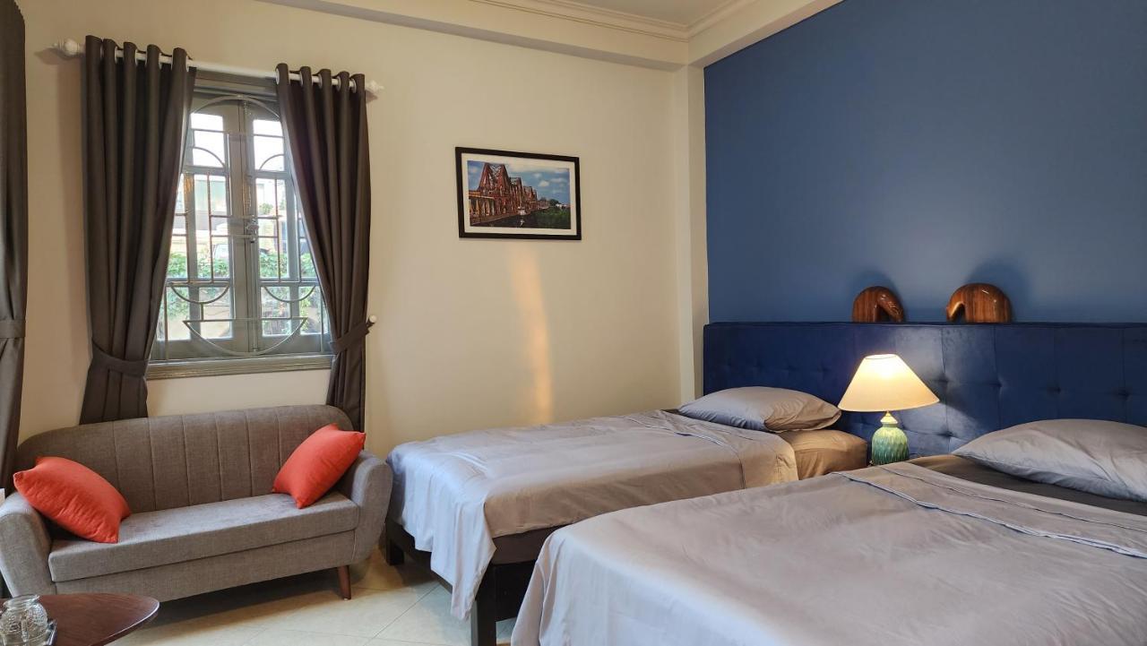 T Balcony Hanoi