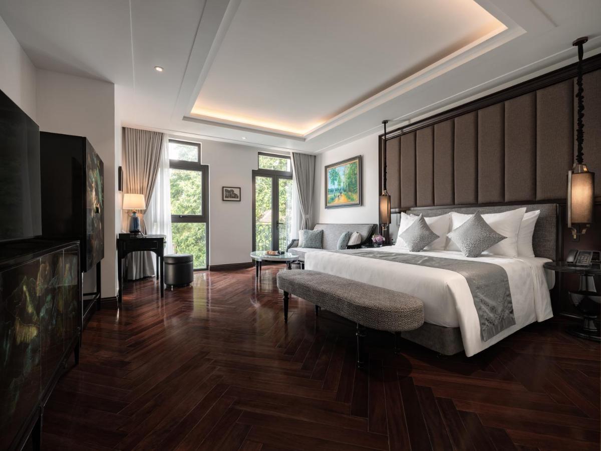Elegant Mansion 88