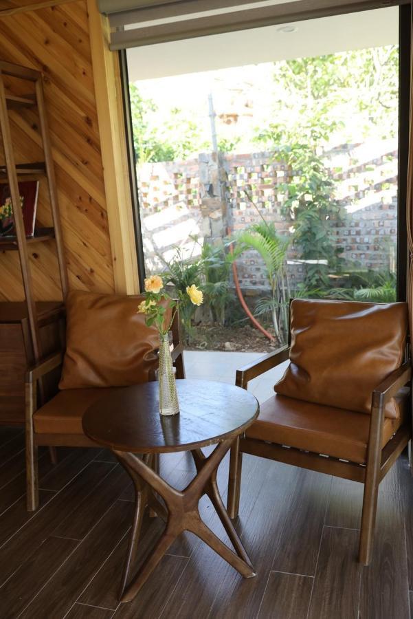 Soc Son Homestay - Bird House Alojamento
