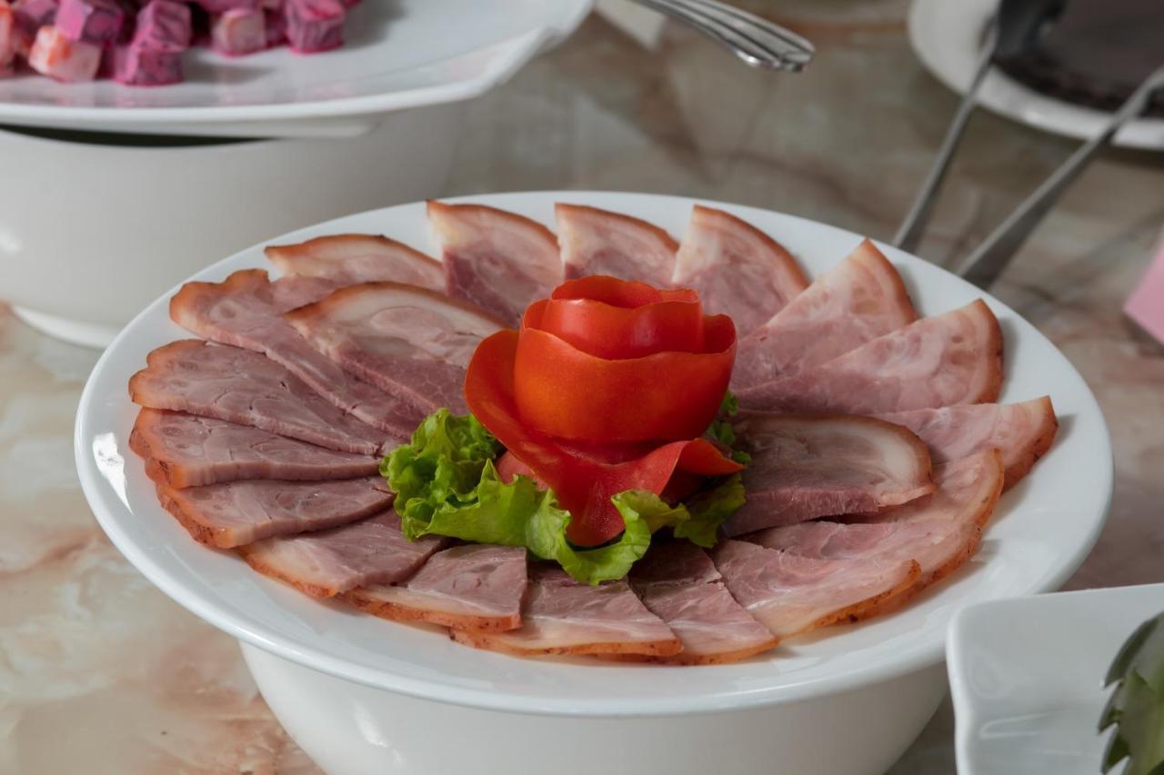 Khách sạn Trangtrang Premium & Sky Bar 4*