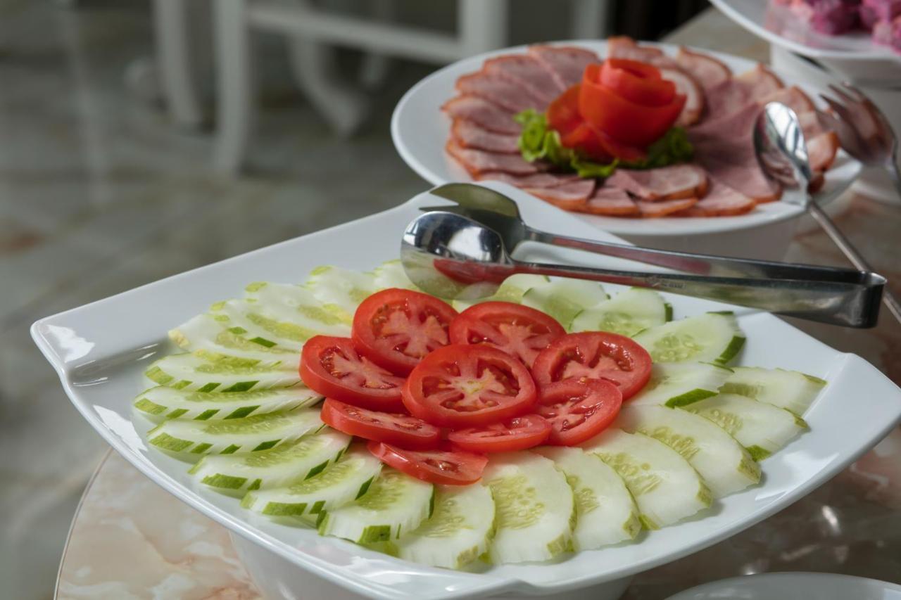 Khách sạn Trangtrang Premium & Sky Bar