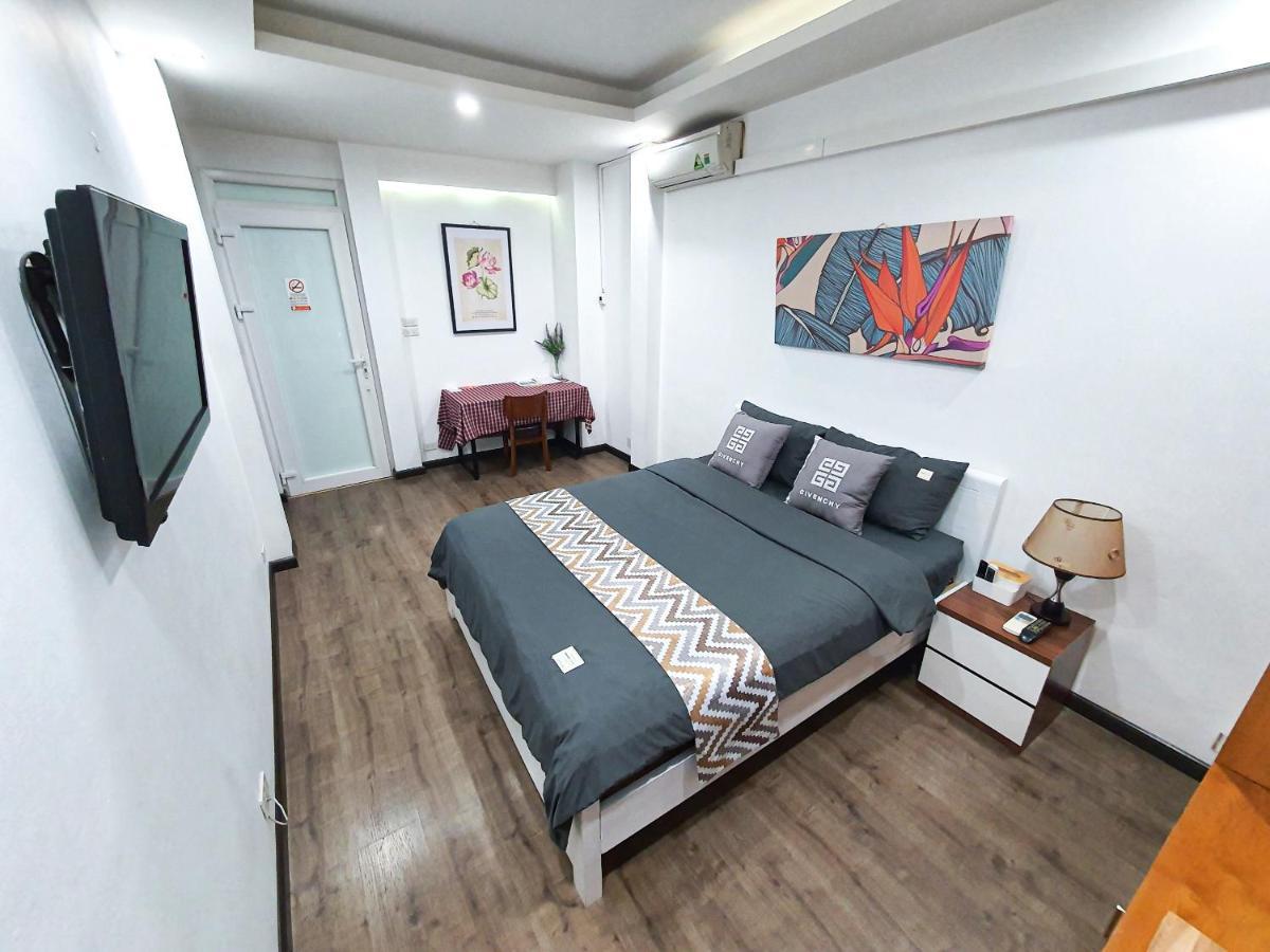 Homestay Location 3-4-5 Bedrooms House In Centre Of Ha Noi - Clean, Cozy And Private - The Tournesol