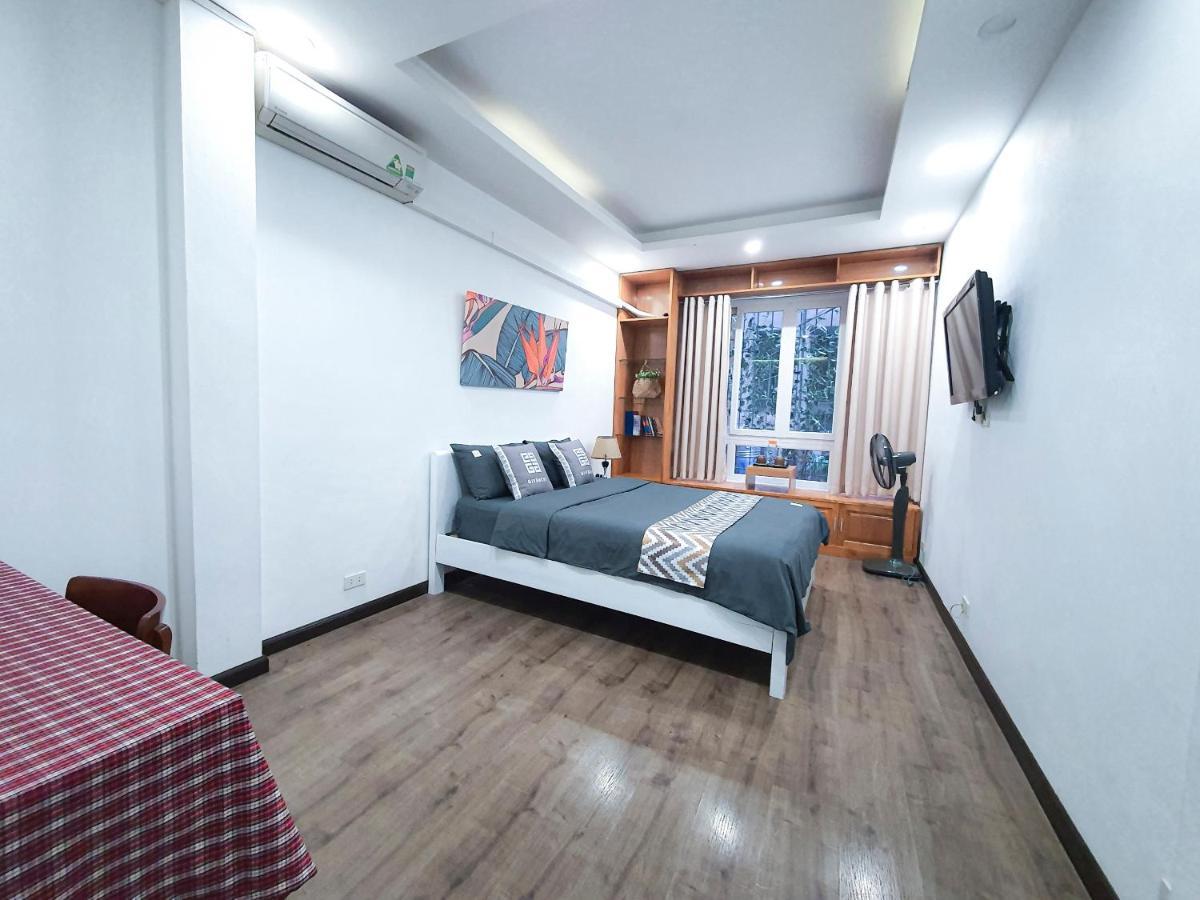 Location 3-4-5 Bedrooms House In Centre Of Ha Noi - Clean, Cozy And Private - The Tournesol