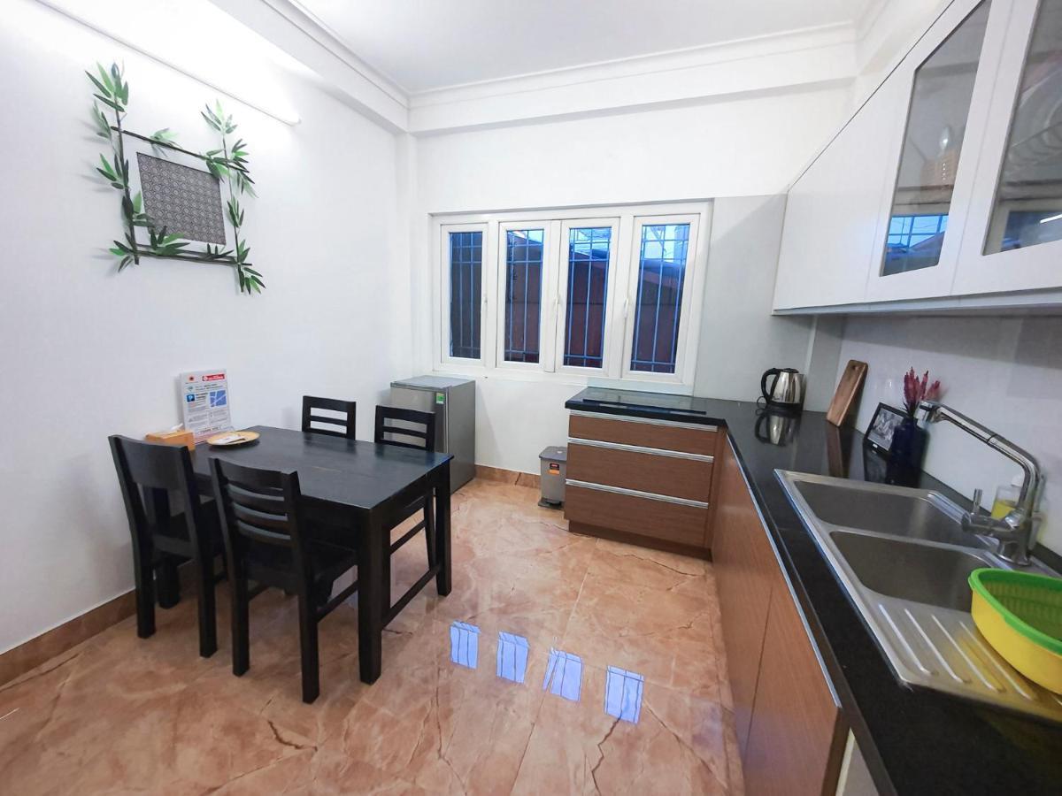 Location 3-4-5 Bedrooms House In Centre Of Ha Noi - Clean, Cozy And Private - The Tournesol