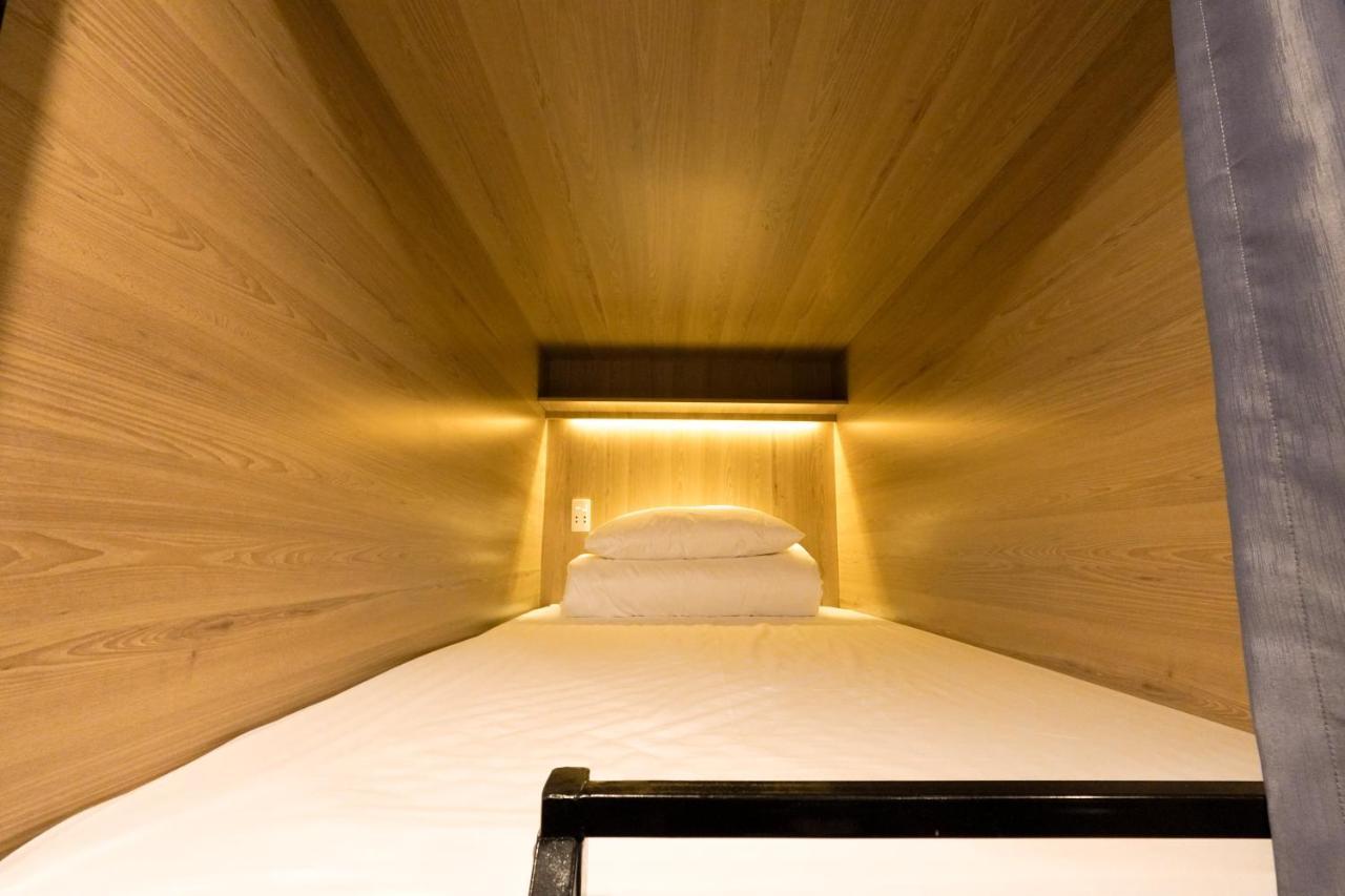 Motogo Capsule hotel *