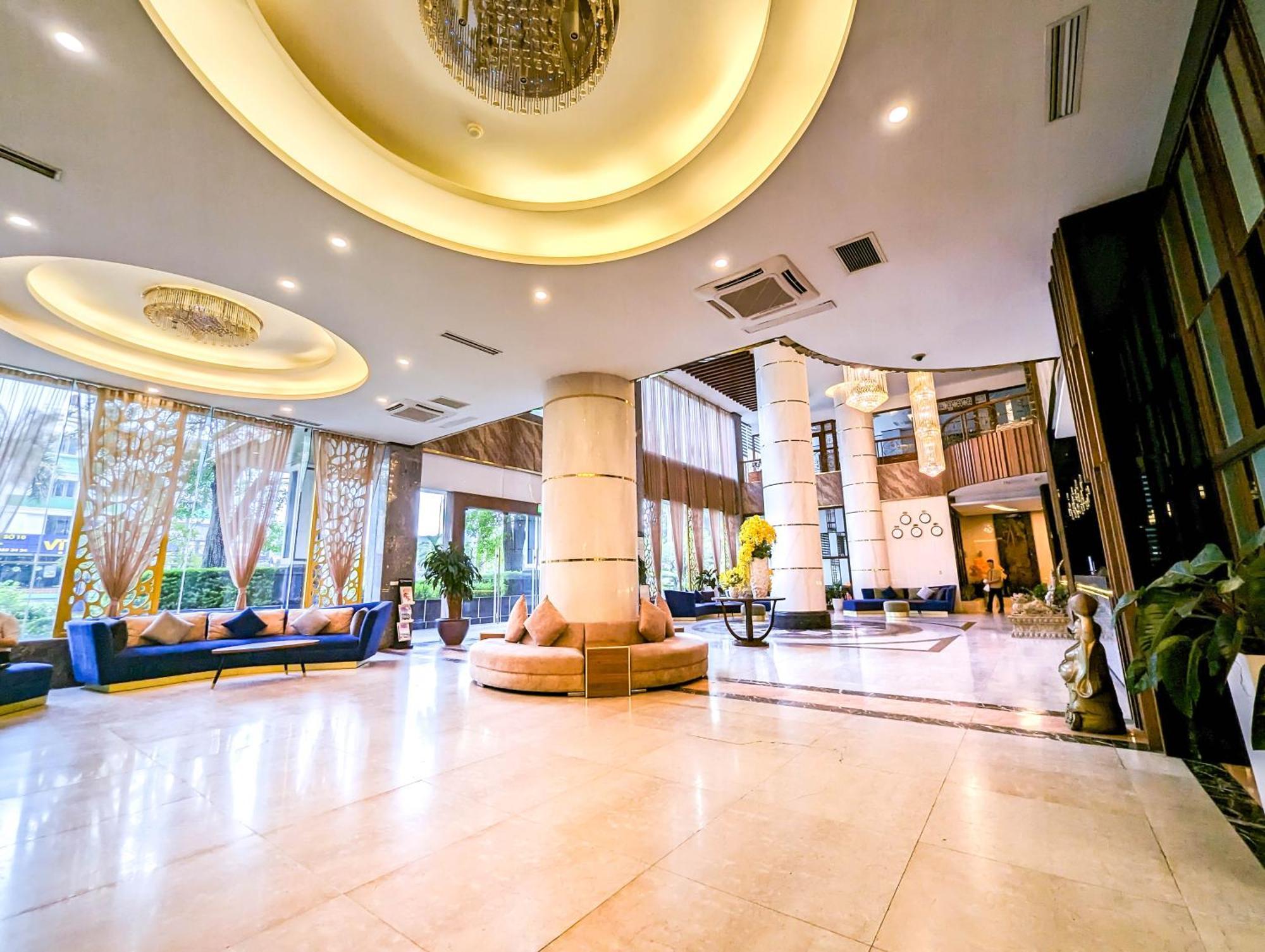 Muong Thanh Grand Xa La Hotel 4*