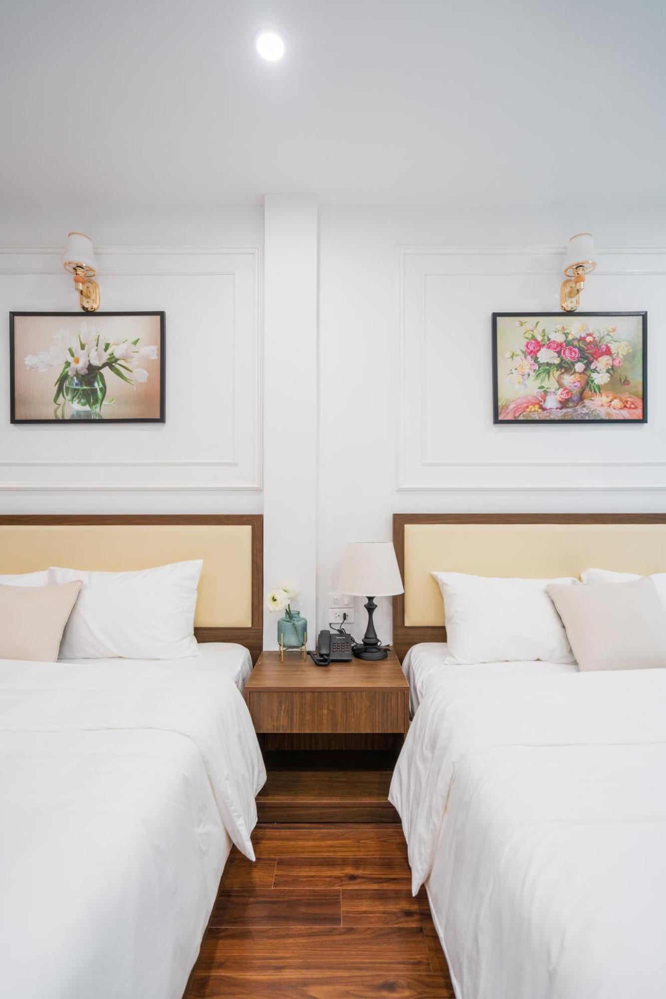 Hotel Charming Moon
