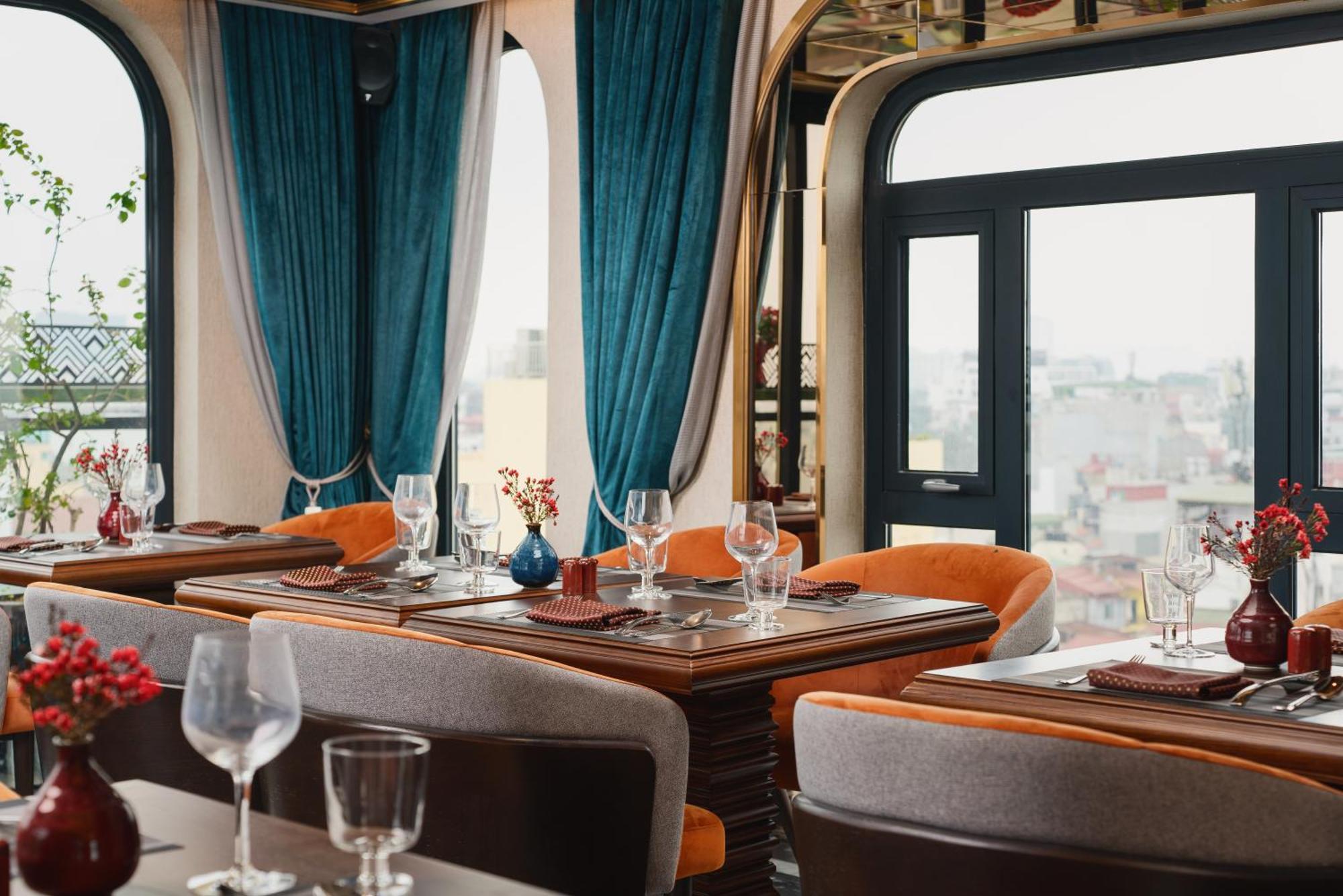 Peridot Gallery Classic Hotel 4*
