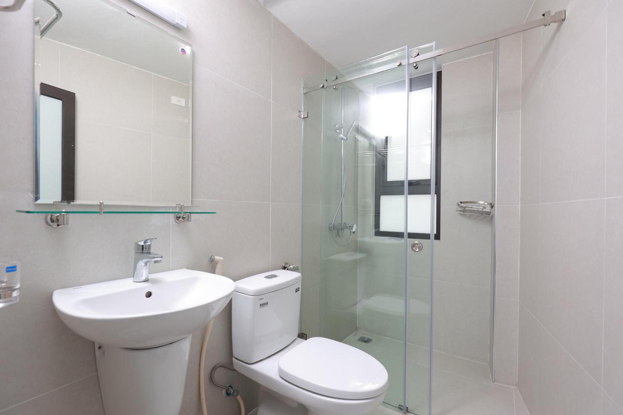Apartment Cozy Sunside Balcony Westlake Hanoi