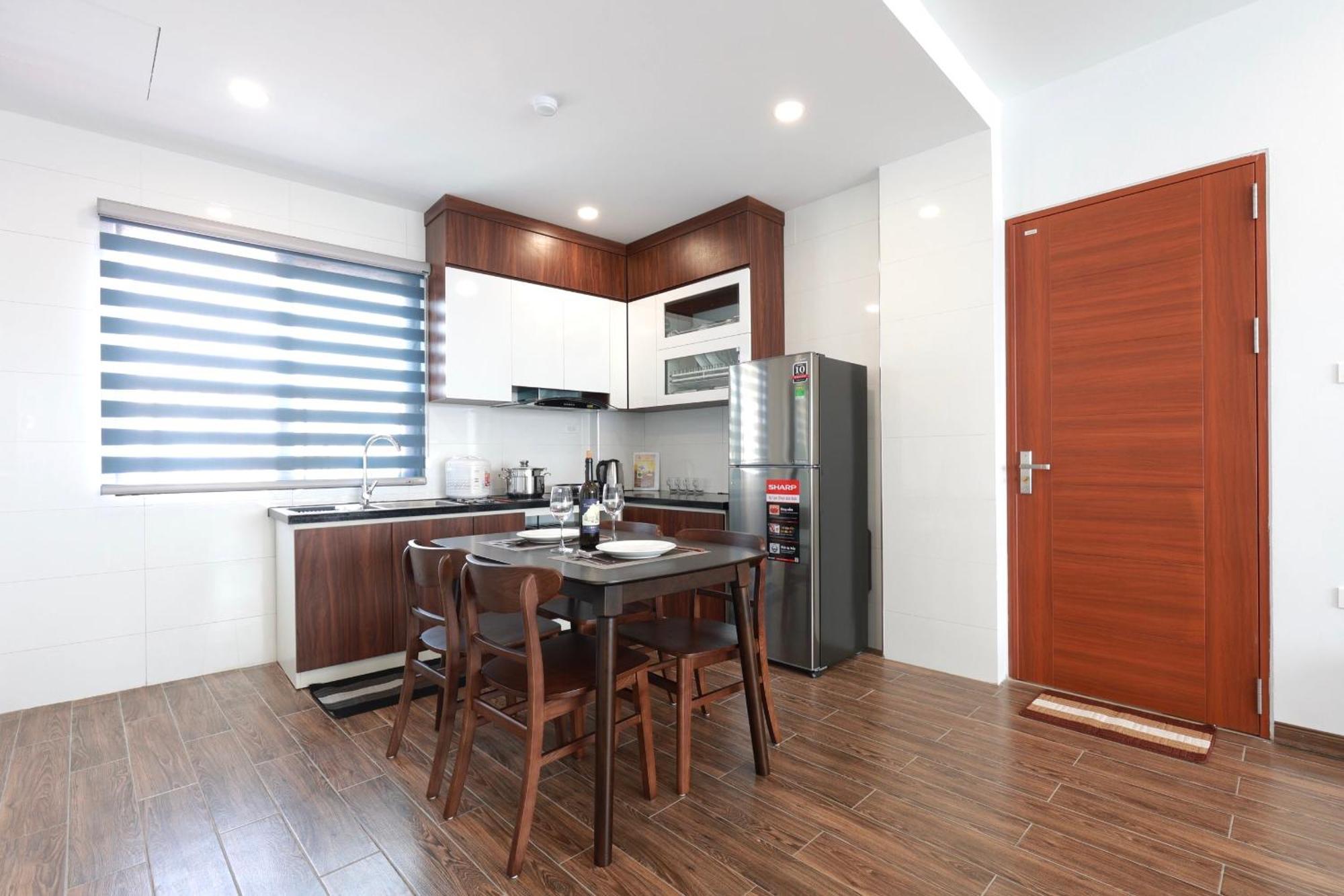 Cozy Sunside Balcony Westlake *