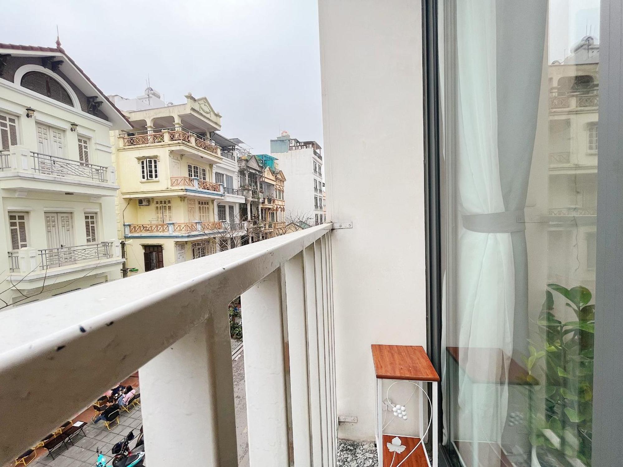 Amor Tayho * Hanoi