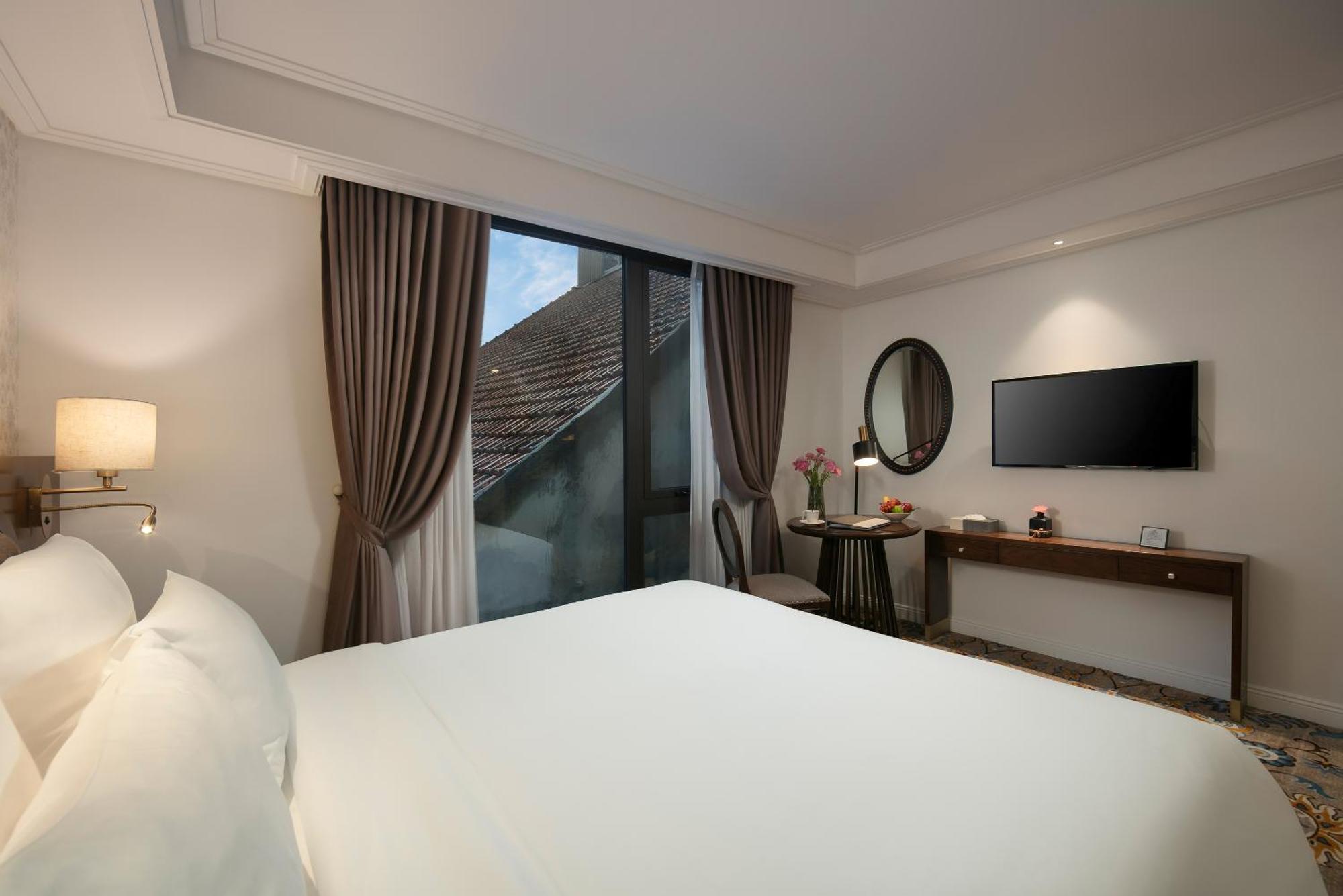 Hotel The Oriental Jade 5*