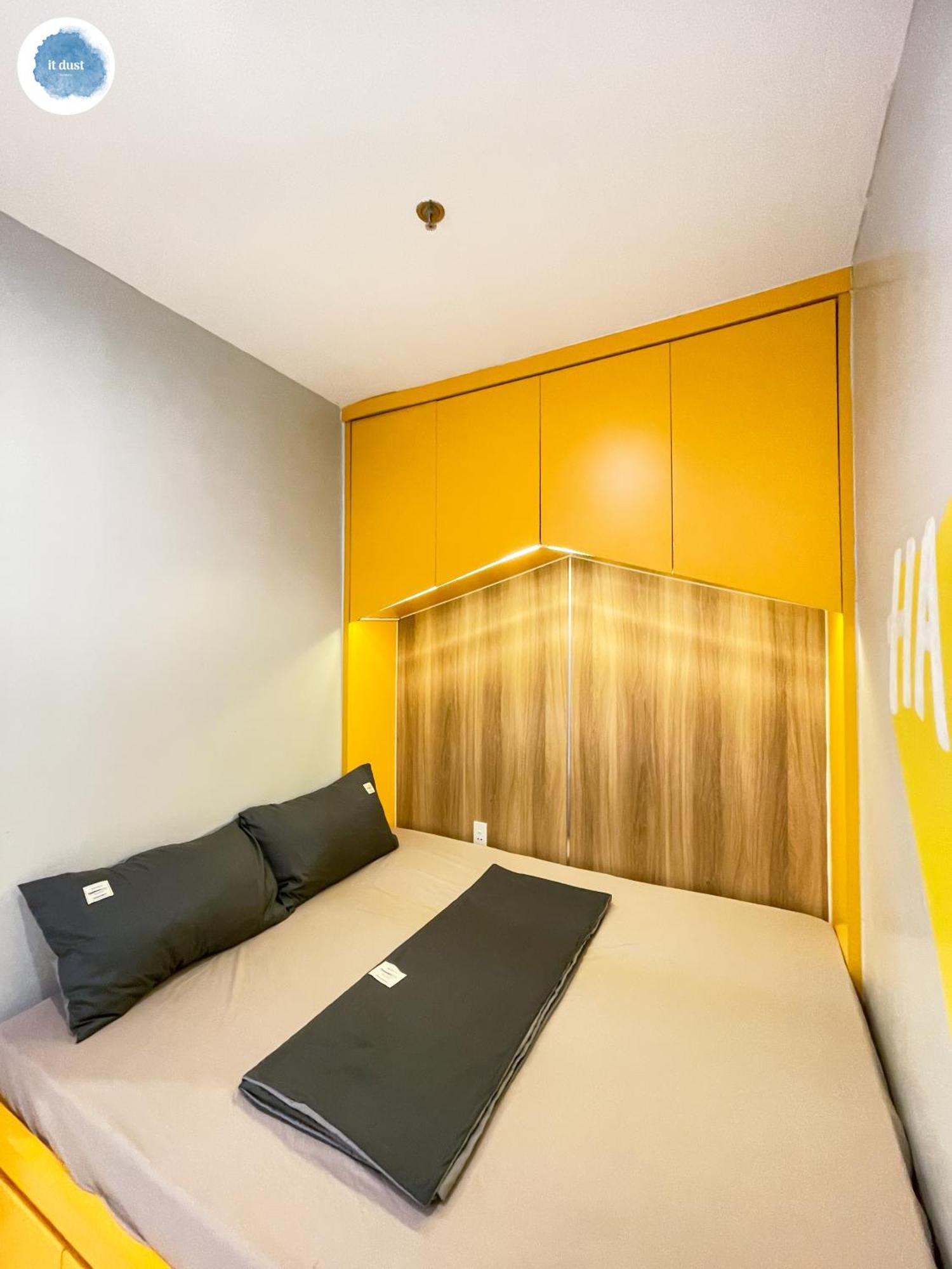 Apartment It Dust 5 - The Sunny