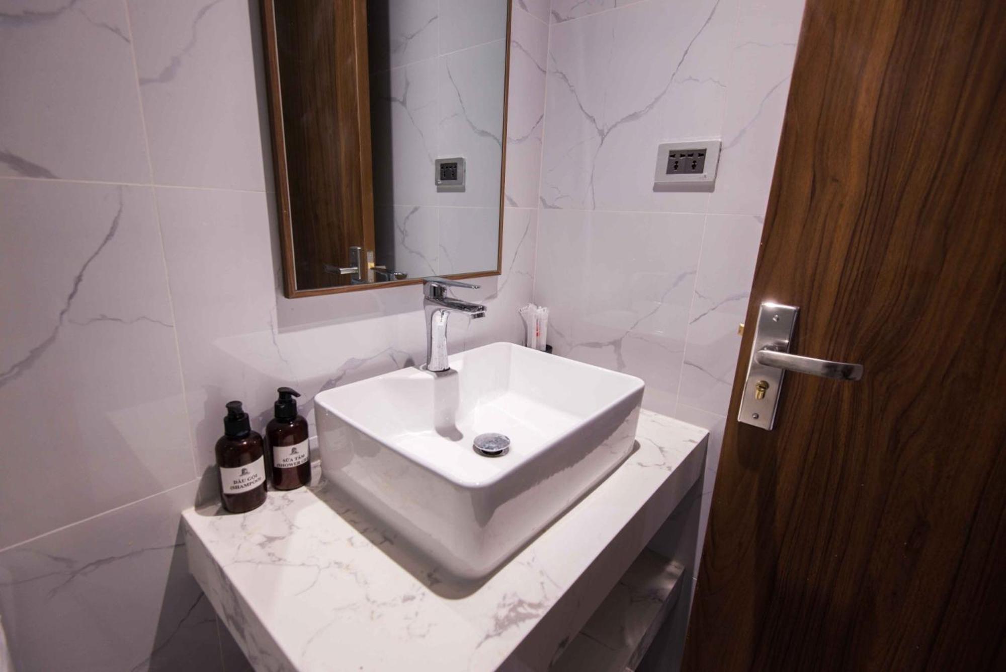 Apartamento Luxe Paradise Hoang Cau *
