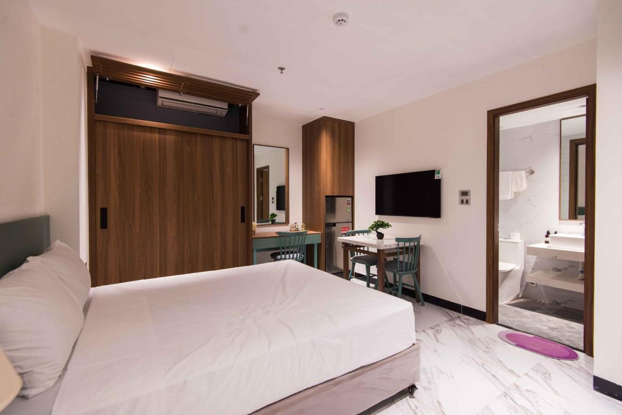 Luxe Paradise Hoang Cau * Hanói
