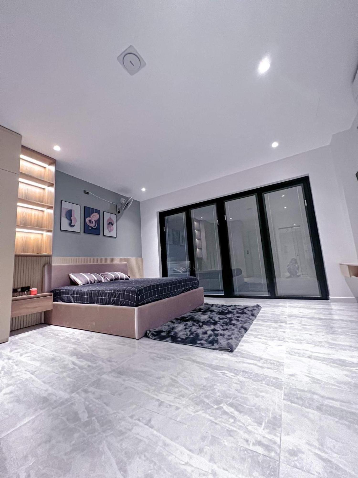 Min Apartment