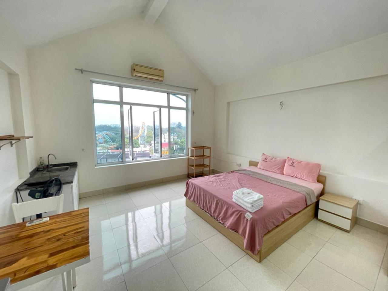 1351 Chilling View Close Ho Tay Full Natural Light Apartment *