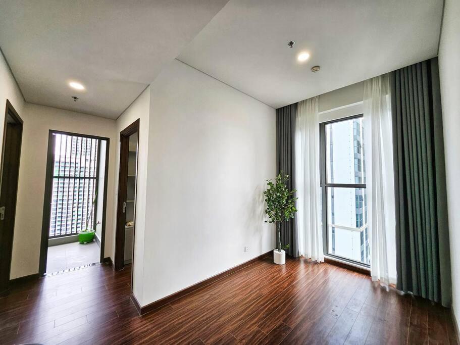 Goc Masteri 2n+ View Ho Dep Apartment Hanoi