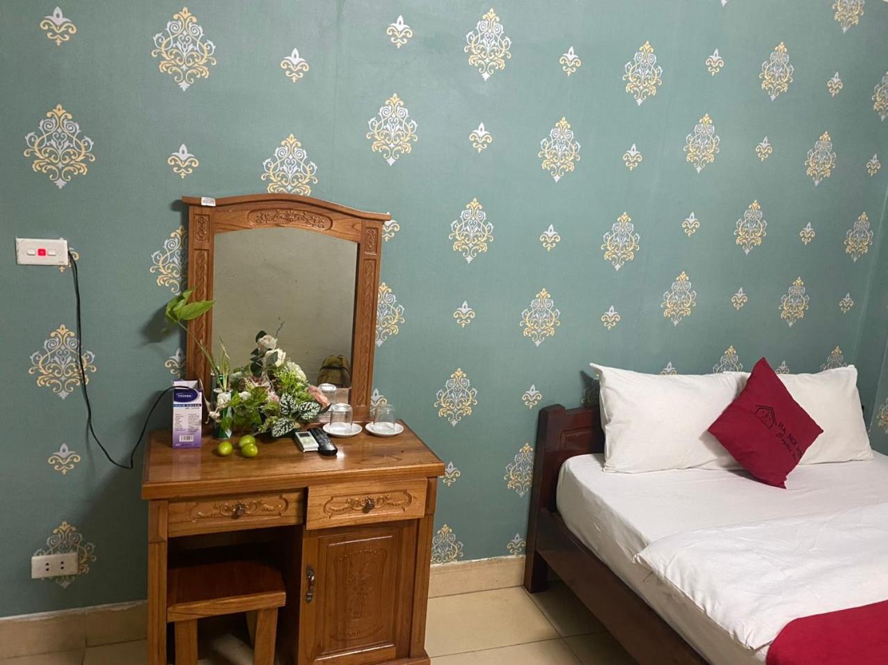 Sophie Hotel *