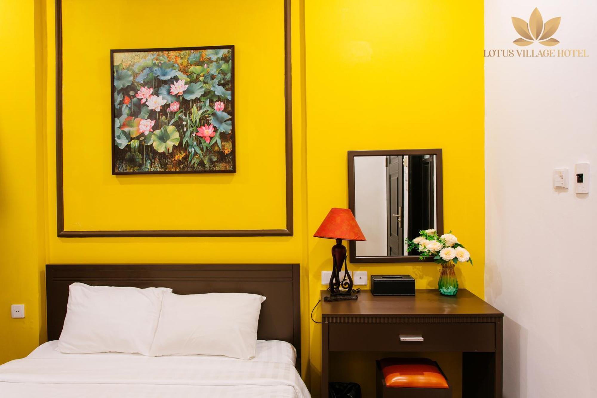 Lotus Village - 68 Hang Bo Hn - By Bay Luxury 3*