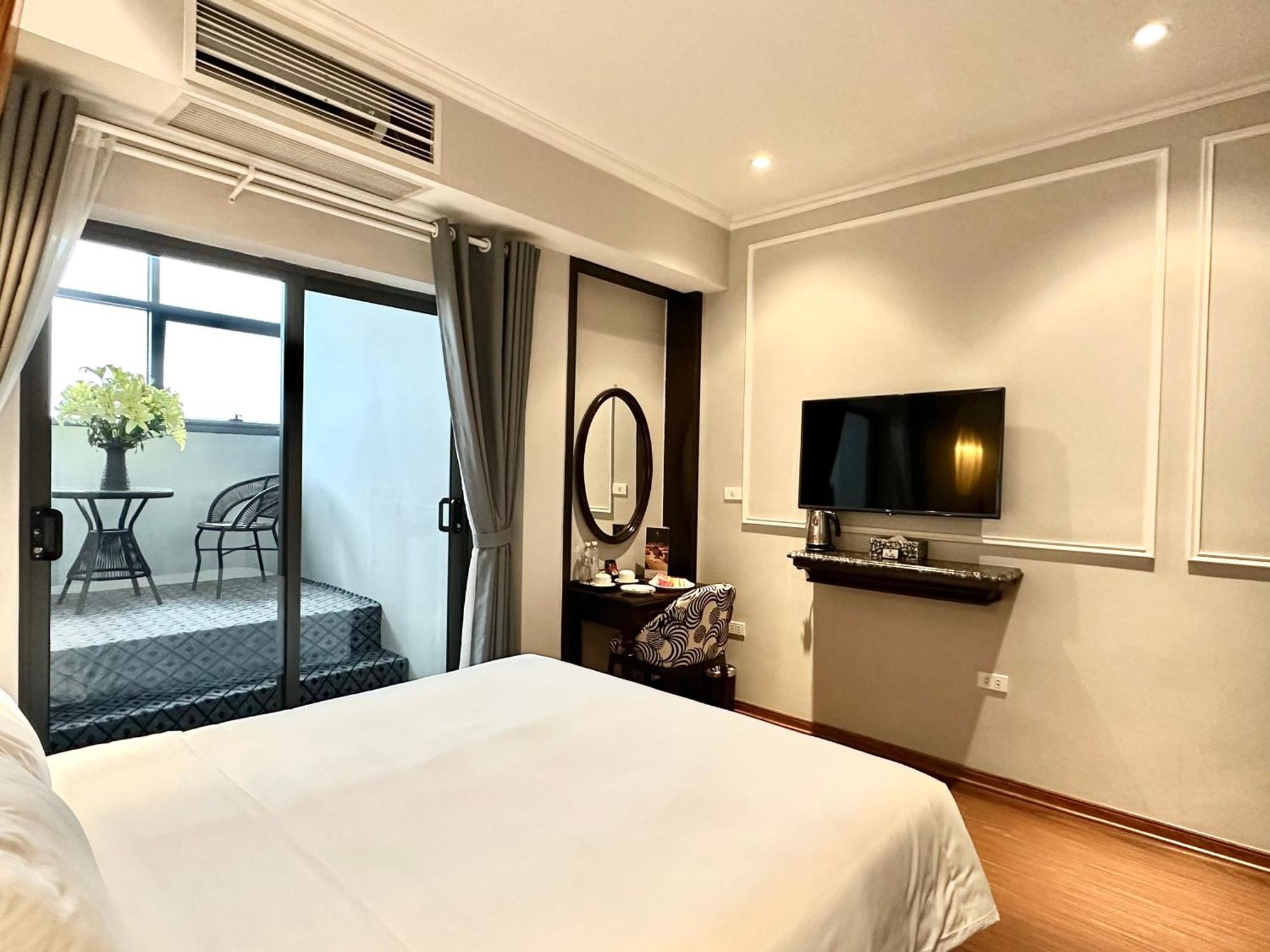 Salute Premium Hotel & Spa Hanoi