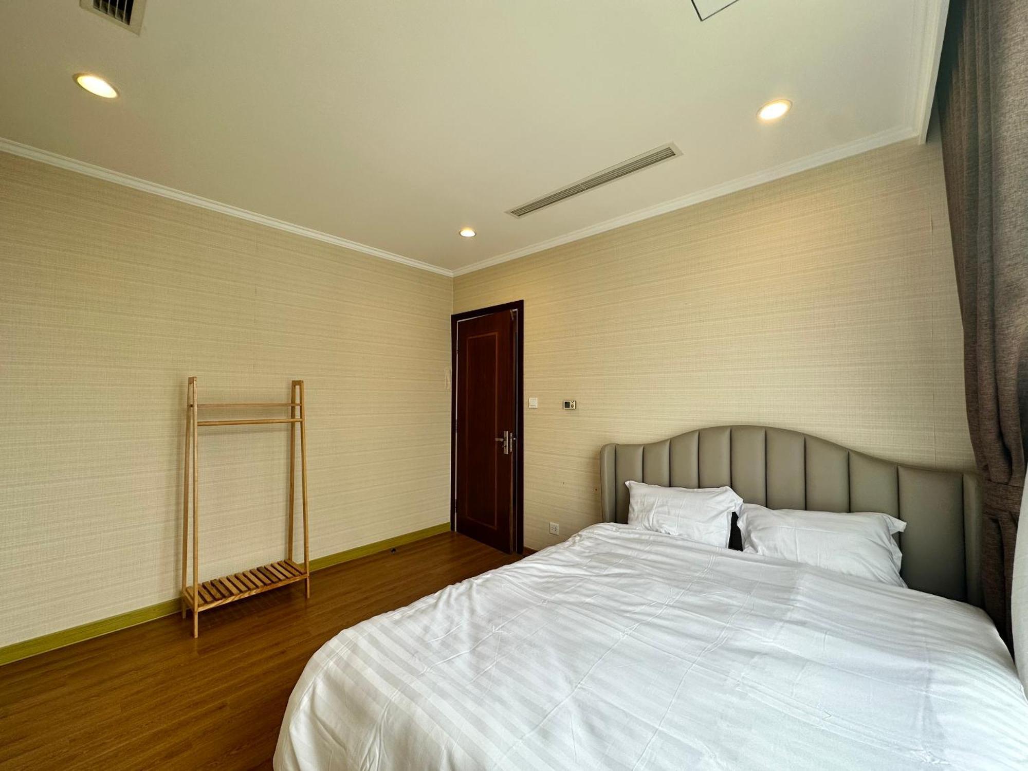 Beu Vincom Royal Apartment