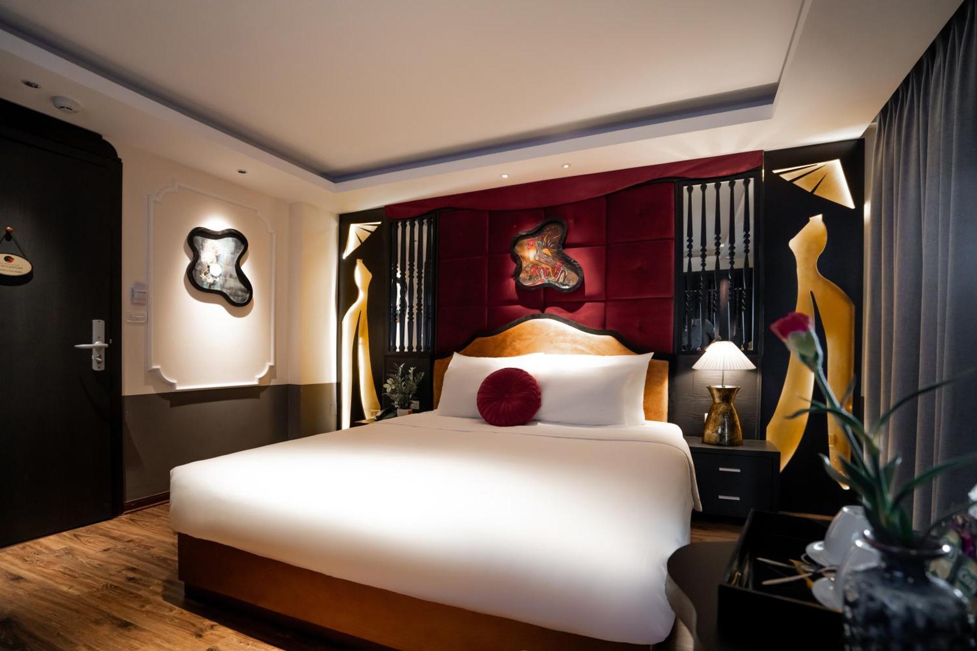 Hotel Center Silk Classic & Travel 4*
