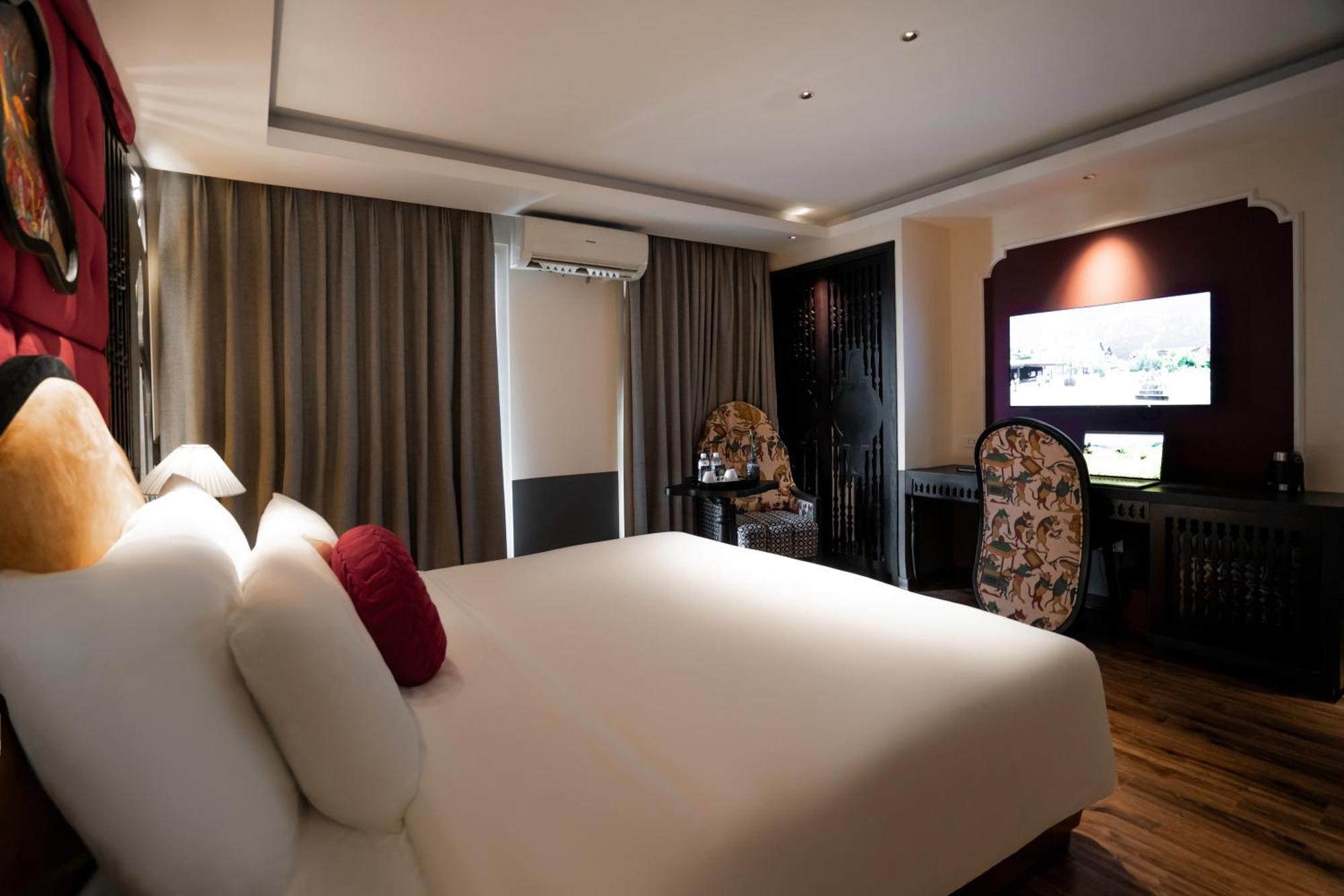 Hotel Center Silk Classic & Travel